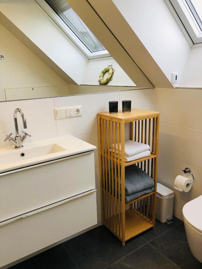 Terralpin Apartments - Charmante Dg Wohnung Mit Balkon Bruckmühl Eksteriør bilde