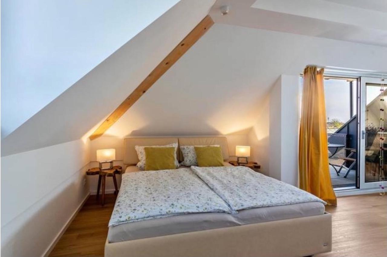 Terralpin Apartments - Charmante Dg Wohnung Mit Balkon Bruckmühl Eksteriør bilde